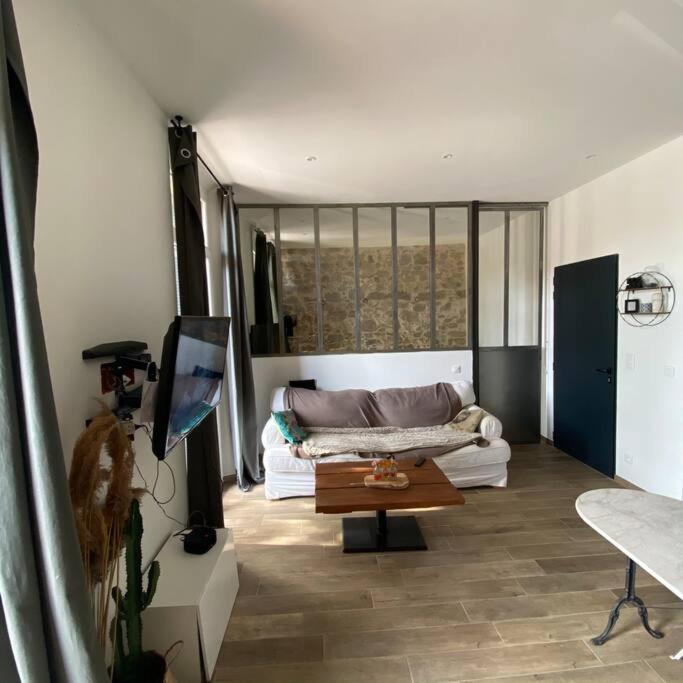 Jolie Appartement En Plein Centre Du Village Les Arcs-sur-Argens Eksteriør billede